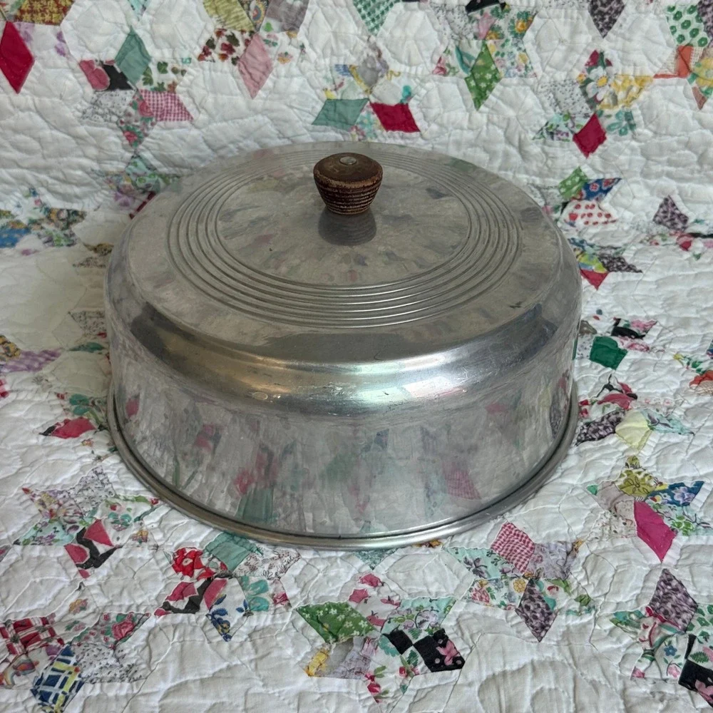 Vintage Spun Aluminum Cake Carrier Dome Cover with Wood Knob 10 Inch MCM Retro